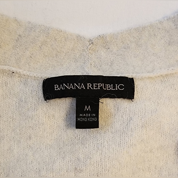Banana Republic Wool Balloon Sleeve Cardigan in size Medium - Picture 4 of 4